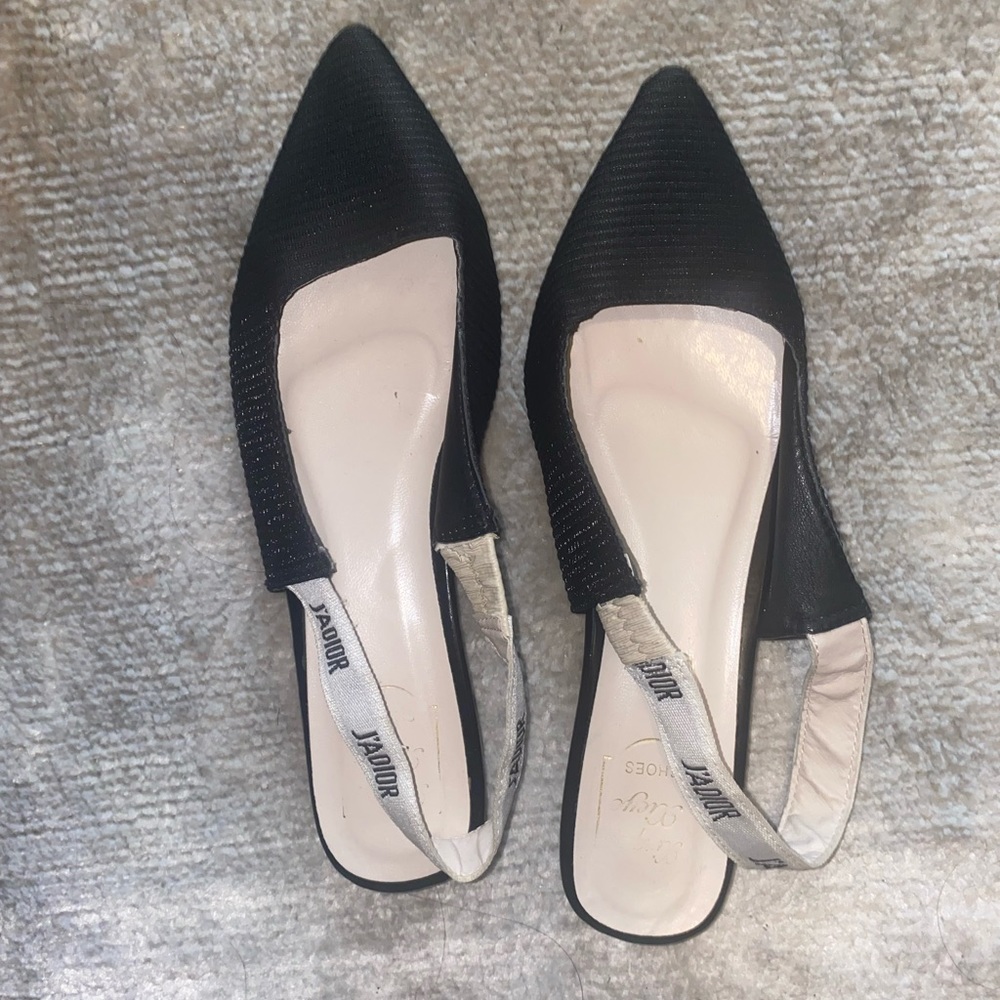 Black flats